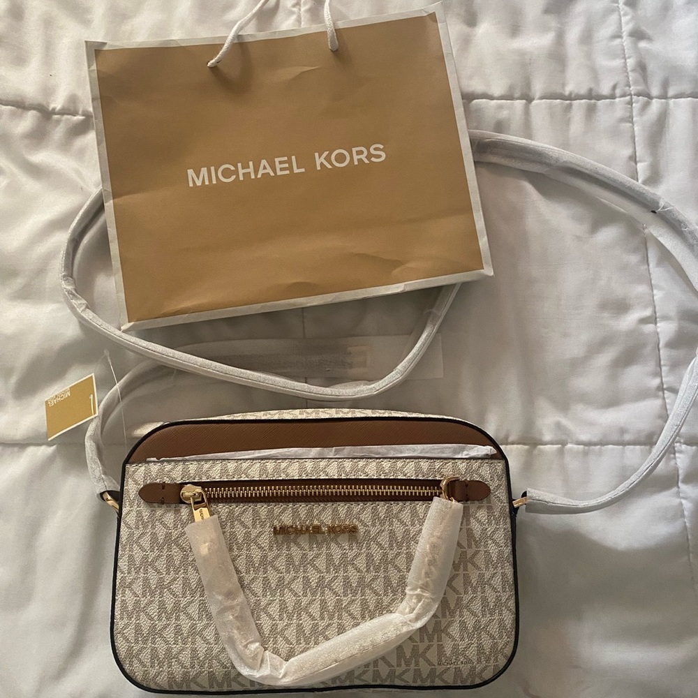 Michael Kors Crossbody